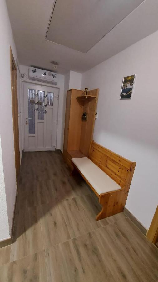Apartment Slap Rakovica Exterior foto