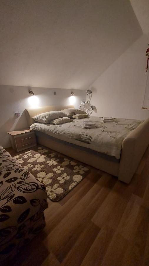 Apartment Slap Rakovica Exterior foto