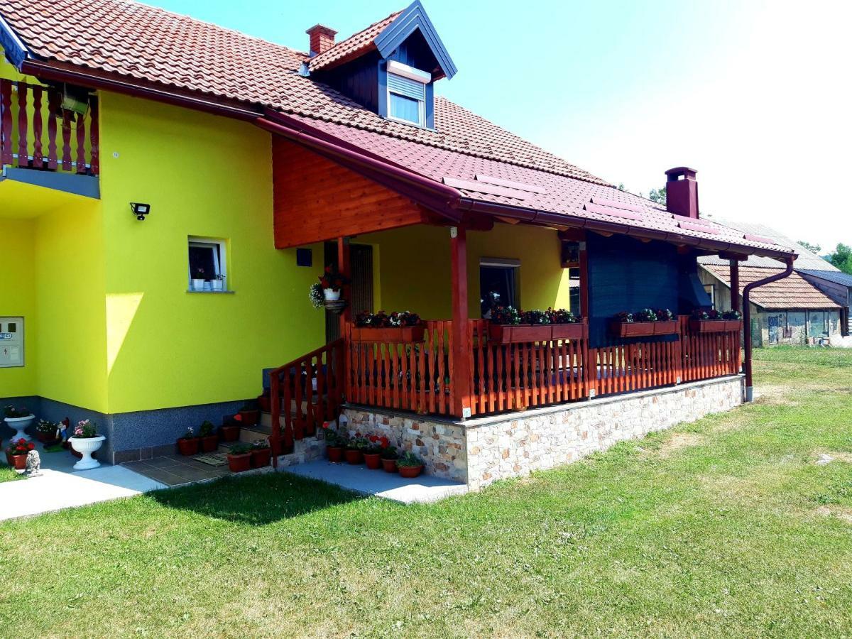 Apartment Slap Rakovica Exterior foto